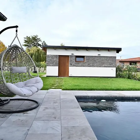 Pool & Relax Mukarov * Mukarschow
